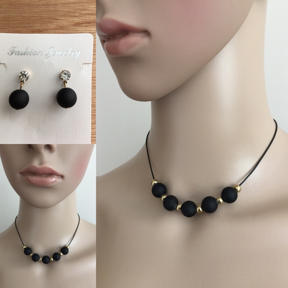 Black choker necklace beads matching earrings